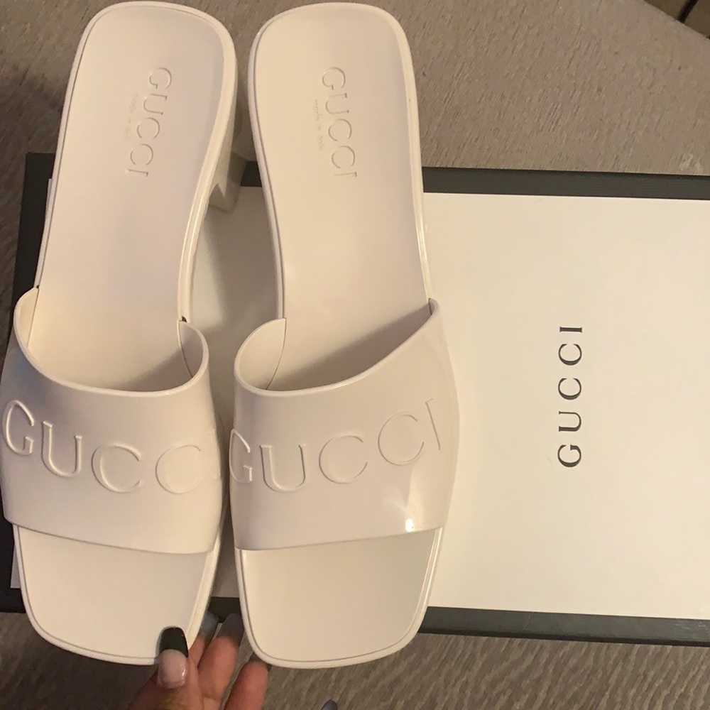 Gucci sandals